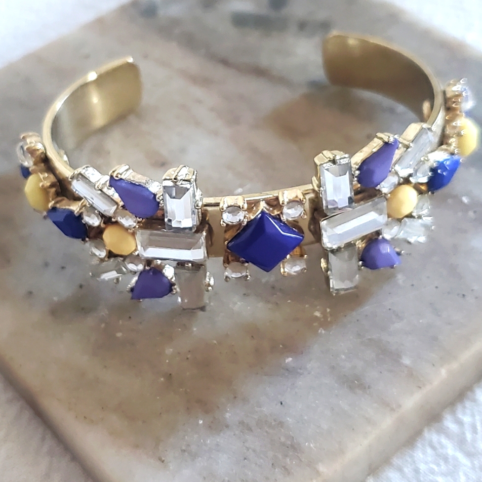 Royal Purple Beaded Crystal Gem Cut Goldtone Bangle Bracelet 9$